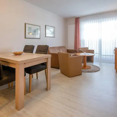 Strandvillen - Mit 1 Schlafzimmer Und Balkon Ah-627 Апартаменты Остзебад Бинц